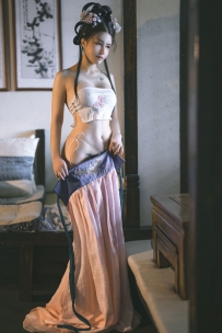 鹿八岁 - NO.004 汉服[60P-1V-2.98G]