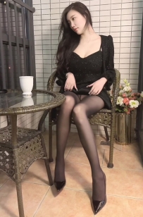 [Xiuren秀人网视频]杨晨晨 – 定制剧情 黑si女神 [MP4-1.13GB]