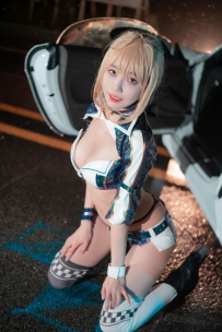 [CreamSoda]019 Sooflower - Artoria Alter Cosplay[54P／324MB]